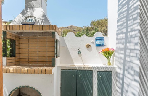 Merichas Apartamento | Estudio 'Mouria' con vistas al mar, Wi-Fi y aire acondicionado