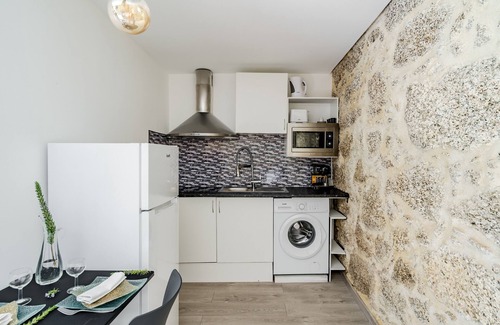 Rossas Apartamento | Apartamento estudio 'Quinta Do Bairro -' con vistas a la montaña, piscina compartida y Wi-Fi