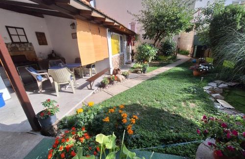 Ohrid Apartamento | Studio Apartment ROOM 88 Yellow