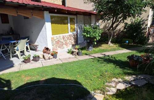 Ohrid Apartamento | Studio Apartment ROOM 88 Yellow