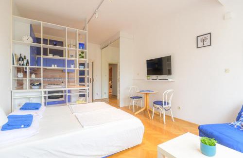 Old Town Apartamento | STUDIO APARTMENT SiLVER