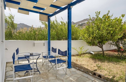 Livadi Apartamento | Apartamento estudio 'Studios Ninemia Serifos 3' con vistas al mar, Wi-Fi y aire acondicionado.