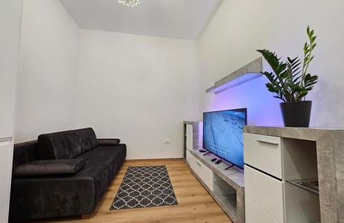 Ljubljana Old Town Apartamento | Studio Apartment Sviti TourAs by Town Hall