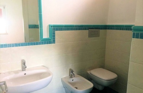 Marina di Pisciotta Apartamento | Studio apartment with bathroom with sea view on the tourist port of Pisciotta