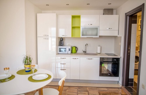 Centar Apartamento | Studio apartment with big terrace & sea view