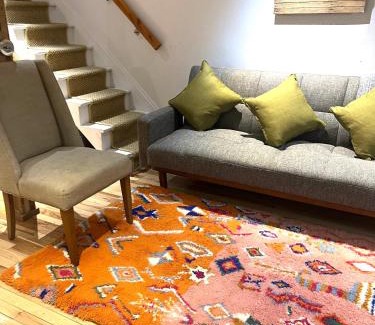 Communipaw Apartamento | Studio Apartment with Garden Jersey City