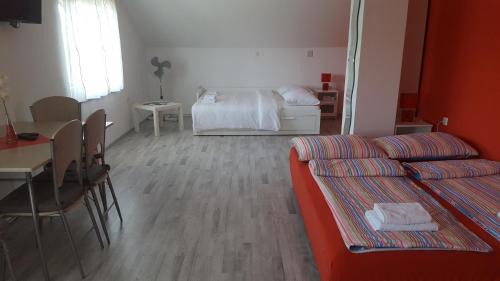 Dreznik Grad Apartamento | Studio Apartments Ante