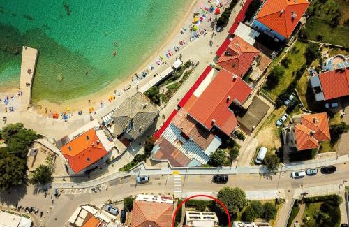 Baska Casa | Studio Apartments Cavrak with Terrace