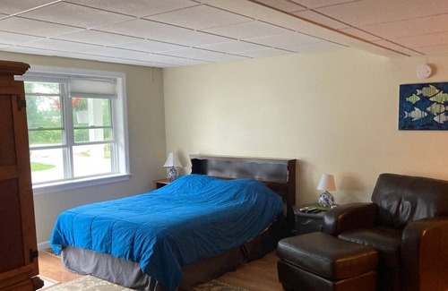 Hampton Apartamento | Studio Apt, 4 minute walk from Beach