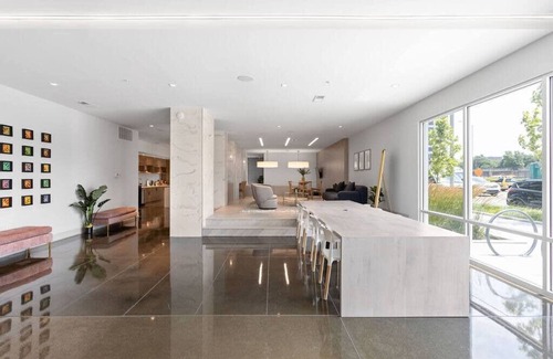 Cole-Noble District Apartamento | Studio Apt in the Center of Downtown by Cozysuites