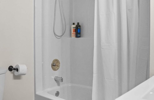 Lake Cowichan Hotel | Unit 6- River Room-Suite-Vista al rio-Baño privado-Tradicional