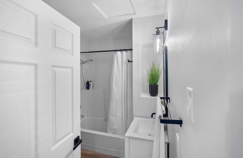Lake Cowichan Hotel | Unit 6- River Room-Suite-Vista al rio-Baño privado-Tradicional