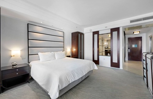 Mid Beach Hotel | Studio at Sorrento Tower en Fontainebleau Hotel en Miami Beach Ocean Vie