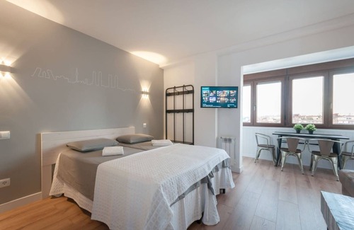 Entrevias Apartamento | **** Studio AtochaPlanetario WiFi A/C ****
