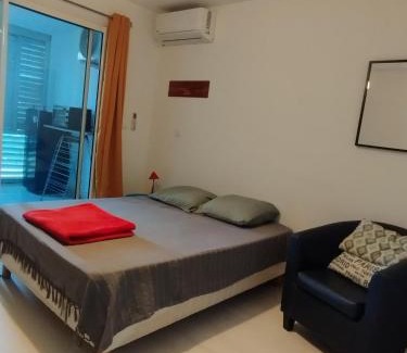 Saint-Denis Apartamento | Studio au calme