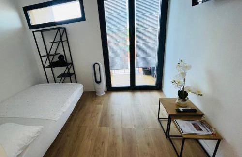 Mediterranee Apartamento | Studio au centre de Canet Plage 1min à pied de la plage