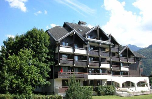 Samoens Apartamento | Studio au centre du village de Samoëns, avec balcon, proche ski-bus, animaux acceptés - FR-1-629-56