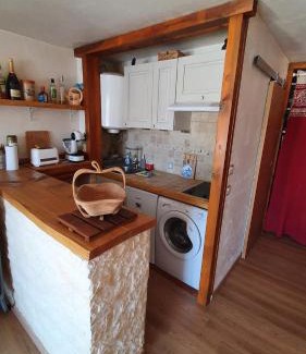 Greolieres les Neiges Apartamento | Studio avec cheminée et jardin