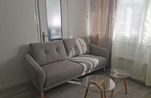 Annemasse Apartamento | Studio avec cuisine séparée tout proche de la gare