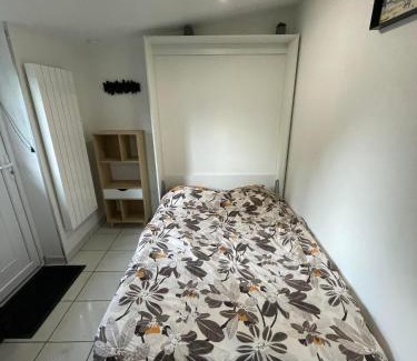 Verton Casa | Studio avec jardin clos