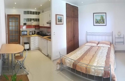 Cagnes-sur-Mer Apartamento | Studio avec piscine dans mas provençal