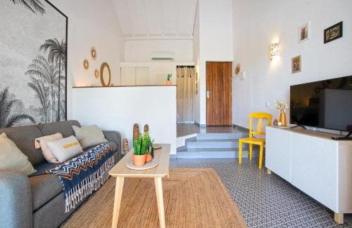 Cul de Sac Apartamento | Studio avec piscine