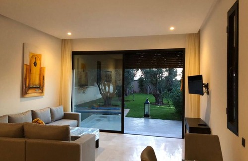 El Aggada Apartamento | Studio avec Piscine Privée