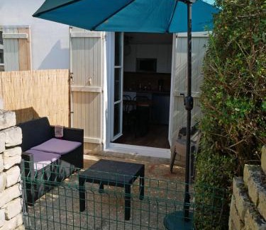La Couarde-sur-Mer Apartamento | Studio avec terrasse et parking 200m plage et commerces