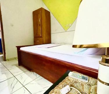 Douala Apartamento | Studio B2 B-ssadi Santa Lucia wifi canal gardien