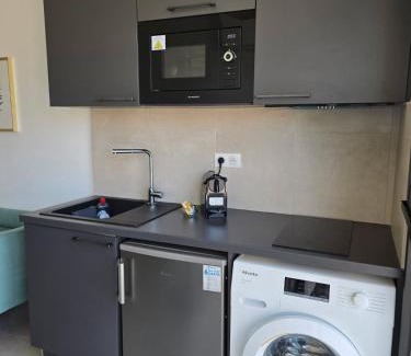 Perols Apartamento | studio balcon, centre ville, parc expo, Arena