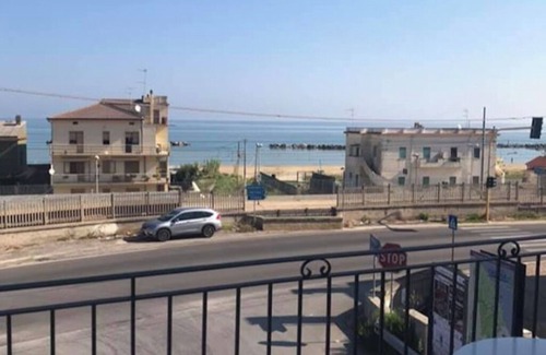 Ortona Apartamento | Estudio "Balcón con vista al mar"