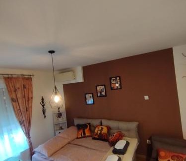 Alipasin Most Apartamento | Studio - Bee Happy