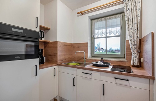 Oberaudorf Apartamento | Estudio 'Brünnstein-Zimmer 40' con vistas a la montaña, jardín compartido y Wi-Fi
