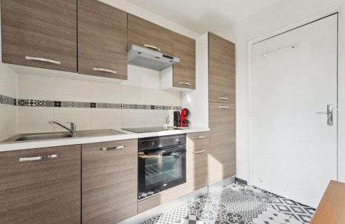 Charleville-Mezieres Apartamento | Studio budget avec parking