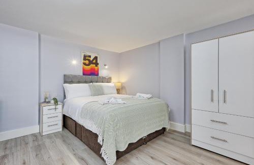 Chelmsford Apartamento | Studio By Homestyles Hosts Short Lets & Serviced Accommodation Widford With Free WiFi
