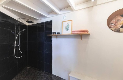 Saint-Leu Apartamento | Studio By KAZUBUNTU