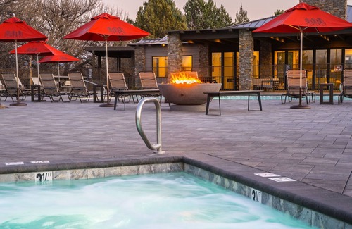Camp Verde Apartamento | Cottage Cabin 317 Sleeps 6 (Studio w / loft and sofa sleeper) at Resort