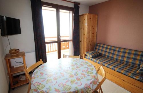 Auris Apartamento | Studio cabine 4 pers, à 400m des pistes - Auris en Oisans - FR-1-297-52