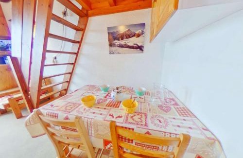 Les Saisies Apartamento | Studio cabine 4 pers., Les Saisies, bal., kitchenette, prox. centre et ski - FR-1-594-145