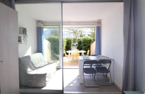 Le Grau-Du-Roi Apartamento | Studio Cabine 6 Pers. avec Terrasse, Loggia et Parking Privé à 2 Pas de la Plage - FR-1-307-234