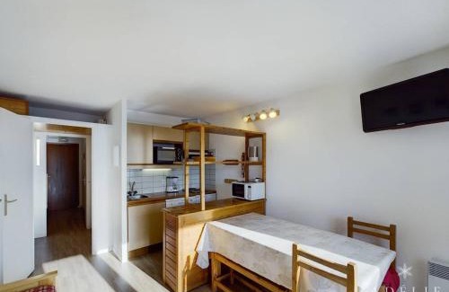 La Rosiere Apartamento | Studio Cabine 6 Pers. Exposé Sud-Ouest, Centre Station, Proche Commerces et Remontées Mécaniques - FR-1-398-502