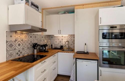 Eaux-Bonnes Apartamento | Studio cabine 6 pers. proche pistes avec balcon et casier à ski - FR-1-400-124