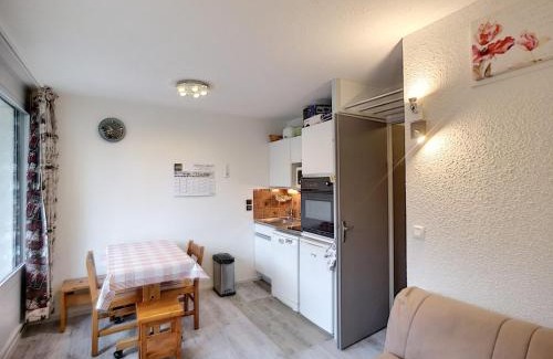 Reberty Apartamento | Studio cabine agréable 4 pers, sud, wifi, proche pistes et commerces - FR-1-178-176