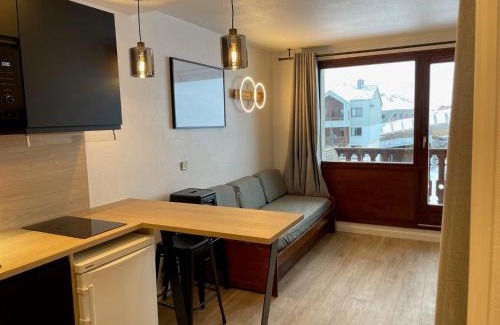 Val Claret Apartamento | Studio cabine au pied des pistes avec balcon – Tignes Val Claret - FR-1-502-564