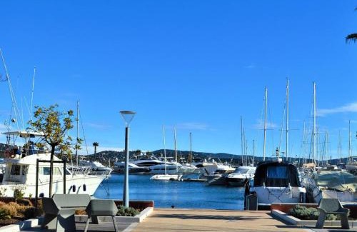 Cavaliere Apartamento | Studio Cabine avec Terrasse et Parking - Proche Centre et Plages à Cavalaire-sur-Mer - FR-1-226B-31