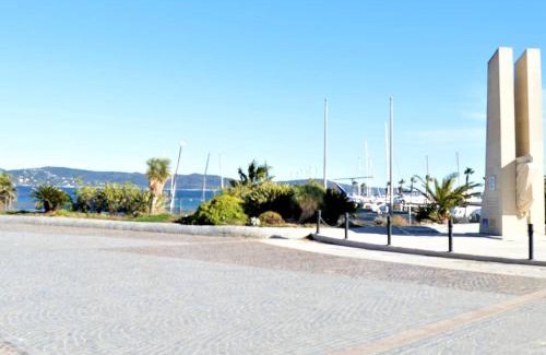 Cavaliere Apartamento | Studio Cabine avec Terrasse et Parking - Proche Centre et Plages à Cavalaire-sur-Mer - FR-1-226B-31