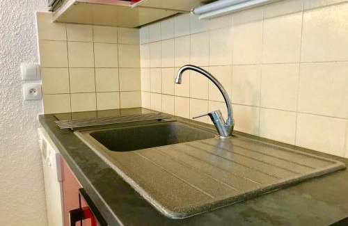 Villard-de-Lans Apartamento | Studio Cabine avec Balcon Proche Centre et Pistes, Parking et Navette Gratuite - FR-1-515-98