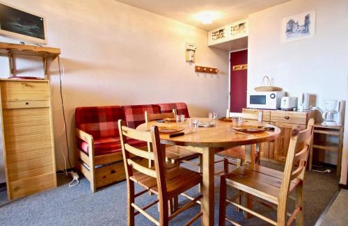 Chamrousse Apartamento | Studio cabine cosy, 4 pers, balcon sud, au pied des pistes – Chamrousse 1750 - FR-1-340-106