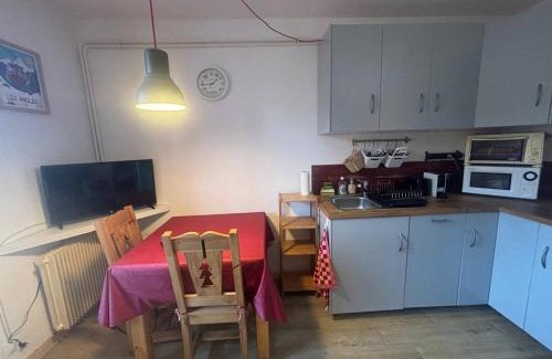 Les Angles Apartamento | Studio cabine fonctionnel et bien équipé en montagne - FR-1-593-136