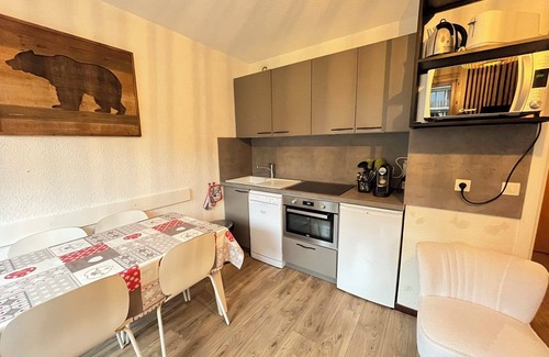 Les Carroz-d'Araches Apartamento | Studio Cabine Rénové Proche Piste Bardelle et à 5 mn à Pieds du Centre